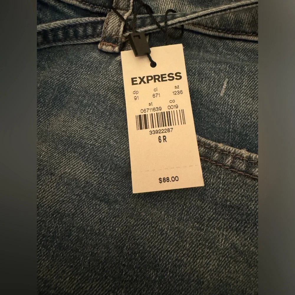 Express relaxed tapered mild rise long jeans id 5735 size 6R NWT - Picture 6 of 8